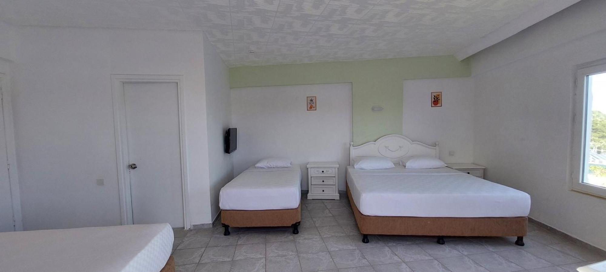 Uk Hotel Kiris Antalya Exteriör bild
